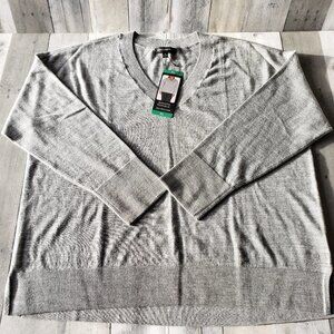 NWT - Banana Republic Grey Ladies' Merino Wool V-Neck Sweater – Size XL